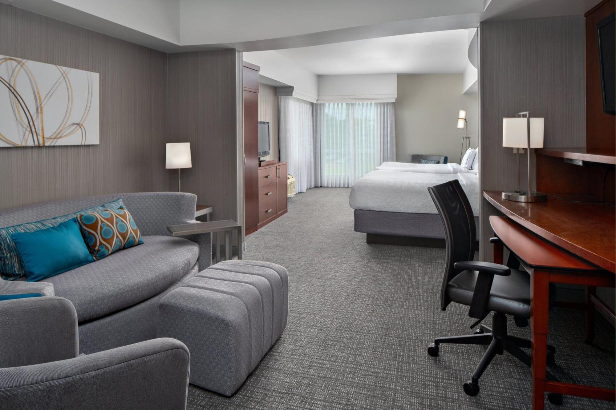 Courtyard By Marriott Raleigh North/Triangle Town Center Hotel Exterior foto